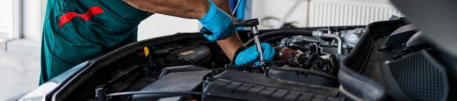 Auto Mechanic Service And Repair